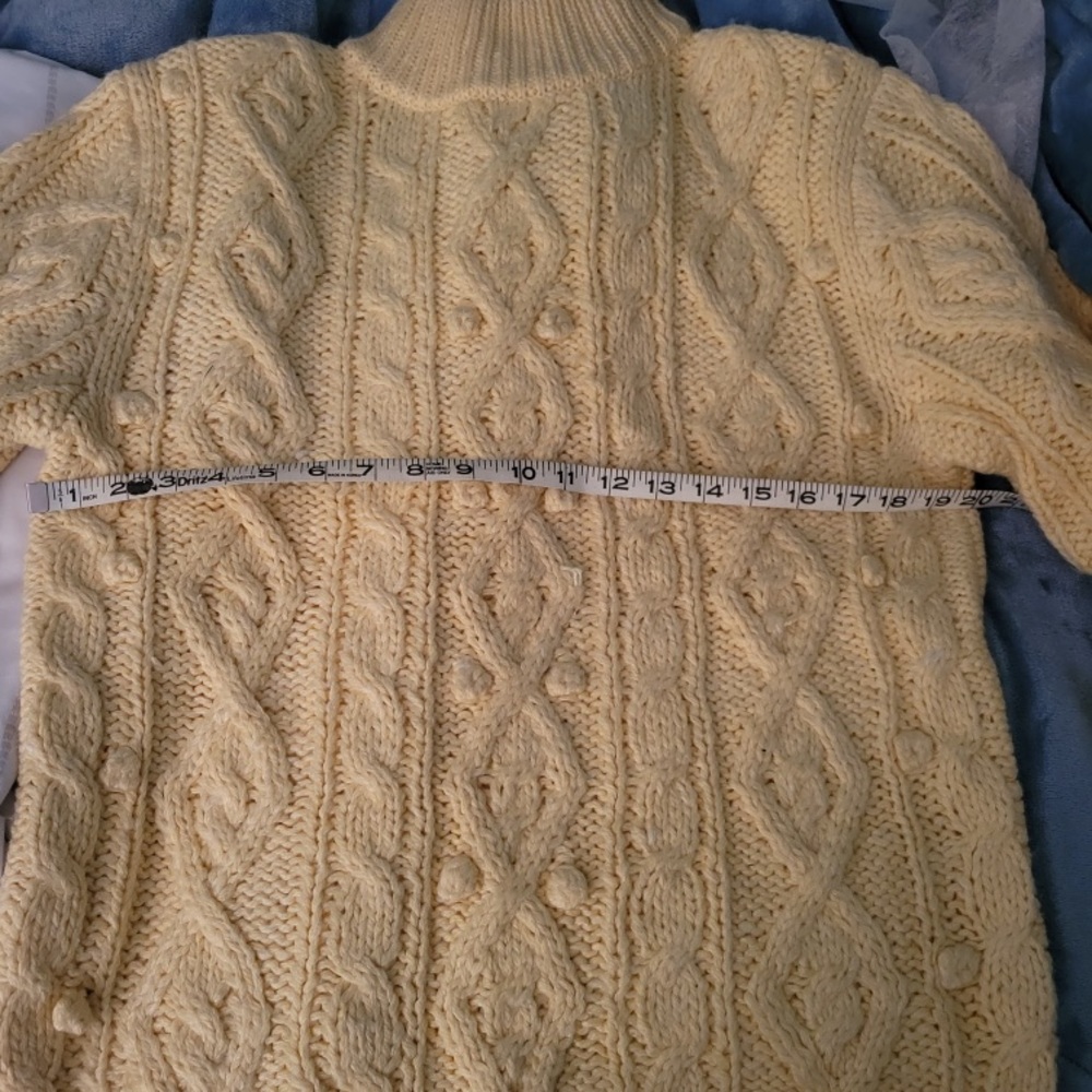 Chelsea Studio Yellow Sweater - Picture 3 of 6
